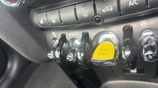 MINI Hatchback 135kW Cooper S Level 3 33kWh 3dr Auto Electric Hatchback